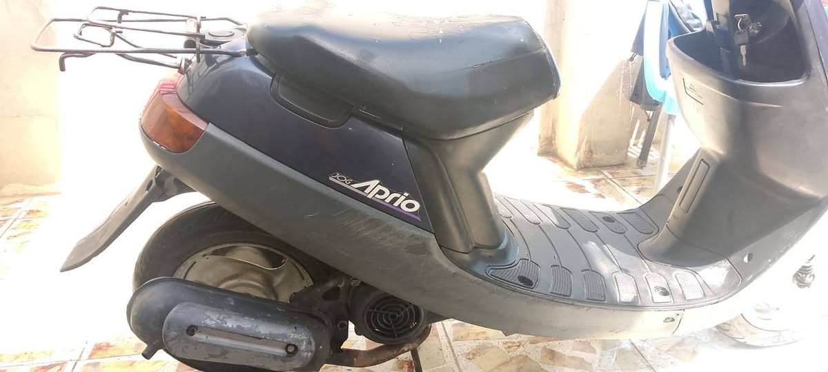 سلام عليكم دراجه بتره للبيع مكينه مفتوحه مره وحده سلف شغال كهربائيات شغاله ماناقصه شي بس باتري مكينه حلوه وناعمه السعر 300 مكاني ناصريه سومر وهذا رقمي ***********
