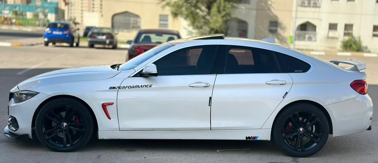 سلام عليكم
بي ام 430i 
موديل 2018 
السعر 170 ورقه 
مراوس فقط مراوس فقط 
محرك الفين تون بور توربو فول مواصفات 
صور الحادث بالمنشور 
رقم بغداد الجديد 
  فول مواصفات 
ماشية 74 الف 
فتحة 
داتا شو
داخل جلد احمر 
مراية اوتو قلاب 
شاشة ترحيب وشاشة عطلات 
كشنات خزن ميموري 3 وضعيات 
كشنات تدفئة
رادارات 
تبريد قطعتين
ماوس
شفتات ستيرن
حساس خلفي امامي
وضعيات قيادة ايكو
سبورت سبورت
السعر 170 ورقه 
مكانها بغداد بسمايه 
***********
