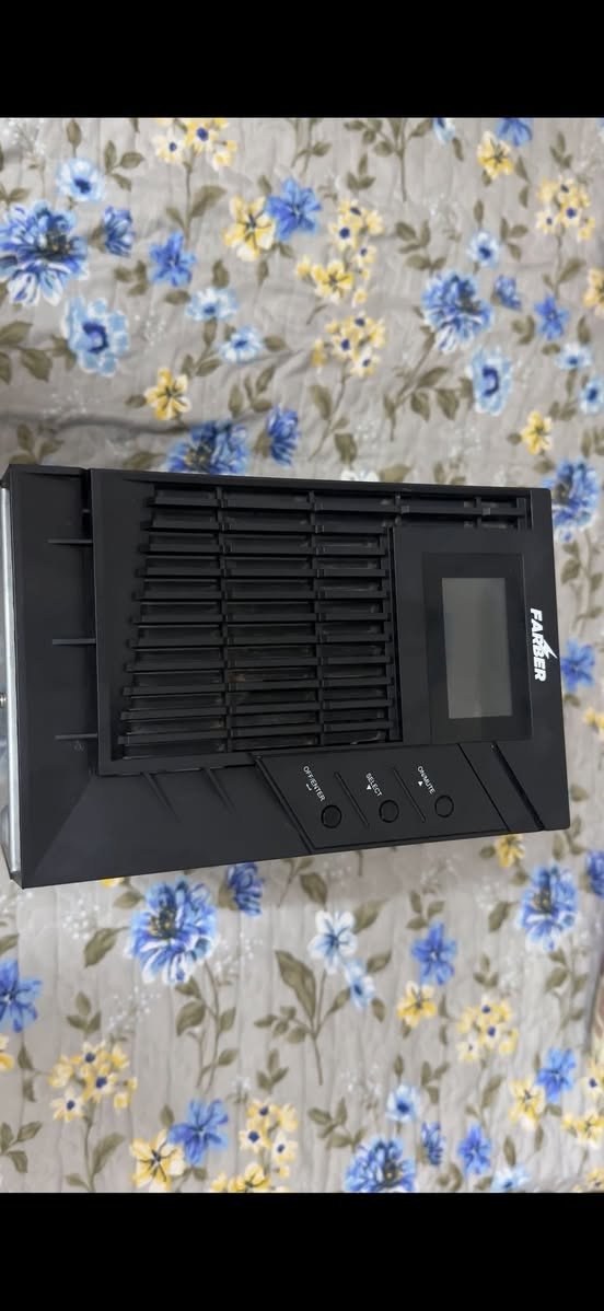 للبيع UPS فاربر (Farber) سعة 1000VA / 900W
الجهاز شغال ومجرب، مناسب للحاسبة والأجهزة الإلكترونية وحماية من انقطاع الكهرباء.

ملاحظة: البطاريات تحتاج تبديل.

السعر: 80 ألف دينار عراقي وقابل للنقاش بالمعقول.

العنوان:بغداد - العامرية 
📞: ***********
