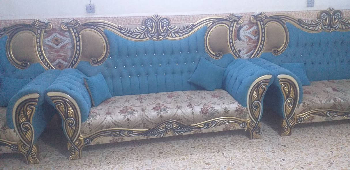 السلام عليكم  تخم ملكي نضيف مع طبلات للبيع في الديوانيه  السعر 650 للاستفسار الاتصال على الرقم 
***********
