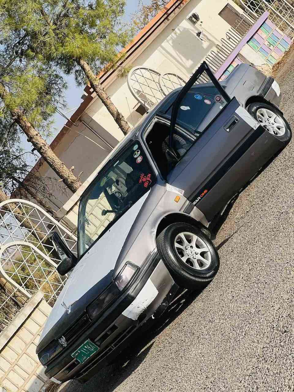 سڵاو لە هاوڕێیانی گروپ
مازدەیەکی تا بڵێ خاوێن و پاک و جوان مازدەکەی هی ماڵی خۆمە زۆر خاوێن ماوەتەوە بەشەرتی هەموو شتێک 
مۆدیل 1990
ئاڕم دهۆک 
8 بەخ نازدار
تا بڵێی بەقوەتە زۆر دانیسقەیە بەشەرتی گشت شتێک لە ماڵەکە بێ منەتم بەخۆم کامل دەسکاریم بۆ کردوە جوانکاری بێ لێدرانە 
بەشەرتی خایسیش دەیفرۆشم تەواو لێی بێ منەتم 
شوێن کۆیە 
سعر33 وەرەقە و کەمێک مەجالە 
بۆ داواکاری نامەم بۆ بنێرن
ژماره تەلەفۆن ***********
