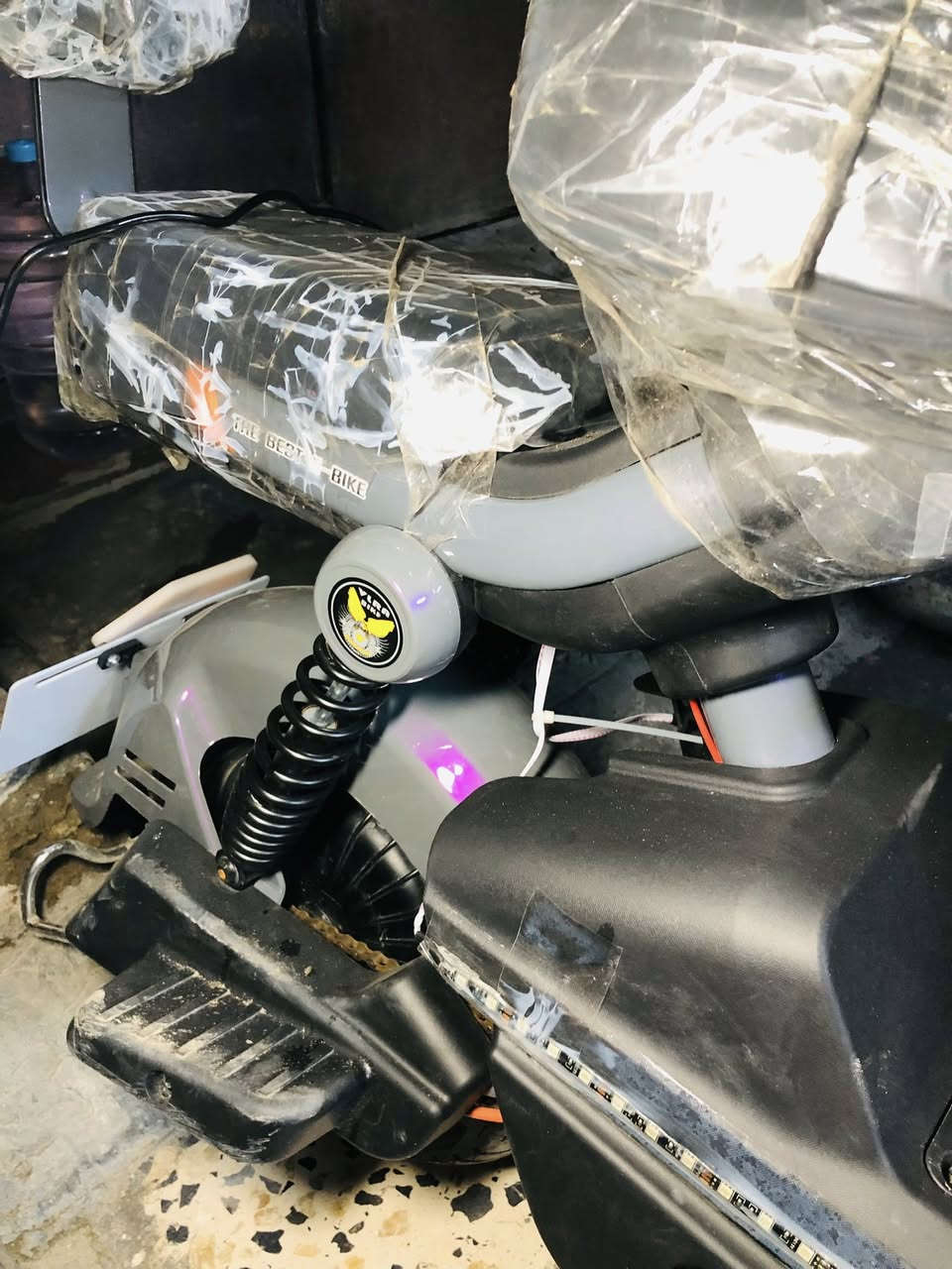 دراجة كهربائية R9
٤بطاريات
وياها شاحنه 
جديدة ما صالها اسبوعين من اشتريتها 
سعرها ٥٠٠ وبيها مجال دراجه تخبل


**إذا كنت صاحب هذا الإعلان وتريد حذفه لأي سبب، رجاءا أرسل رسالة إلى الدعم الفني**