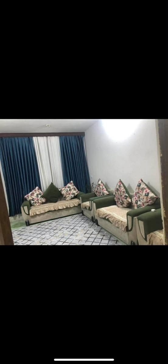 تخم 10مقاعد قنفات ثنين كبار وستوته وثنين صغار للبيع ب225قفل
عنوان بعقوبة العزات مقابل مجسر المفرق


**إذا كنت صاحب هذا الإعلان وتريد حذفه لأي سبب، رجاءا أرسل رسالة إلى الدعم الفني**