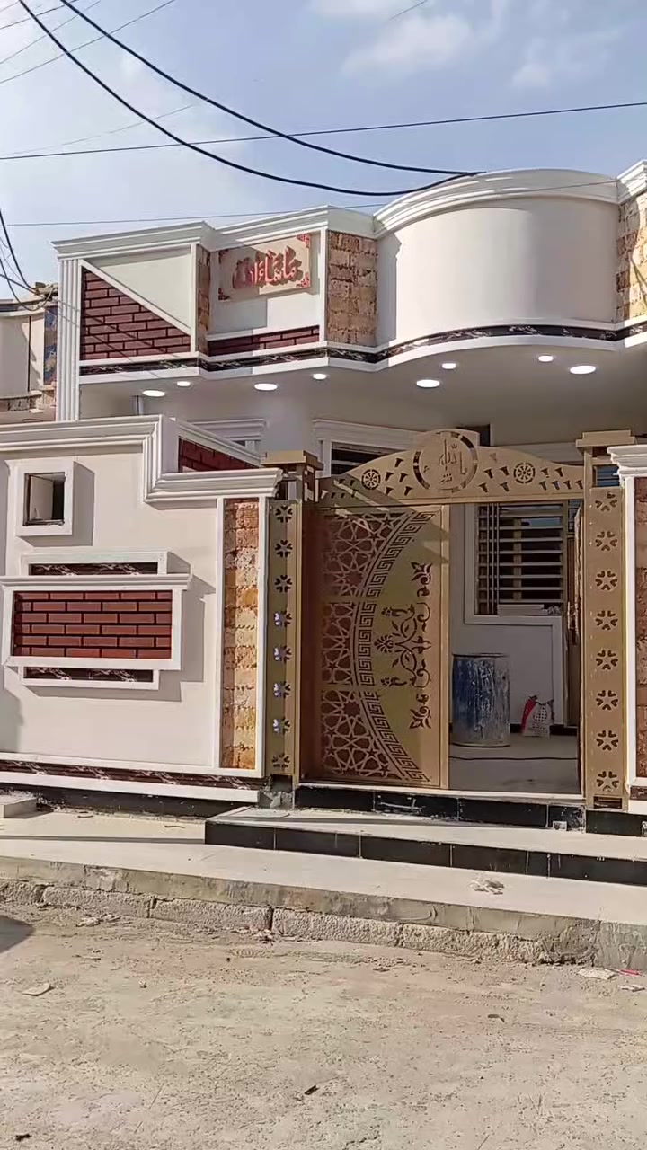 اللهم صل على محمد وال محمد مشتملات للبيع مساحه 120 متر بنا ء طابق ونص العنوان ميسان قرب حسينيت الساري بناء حديث اتصال *********** أو ***********
