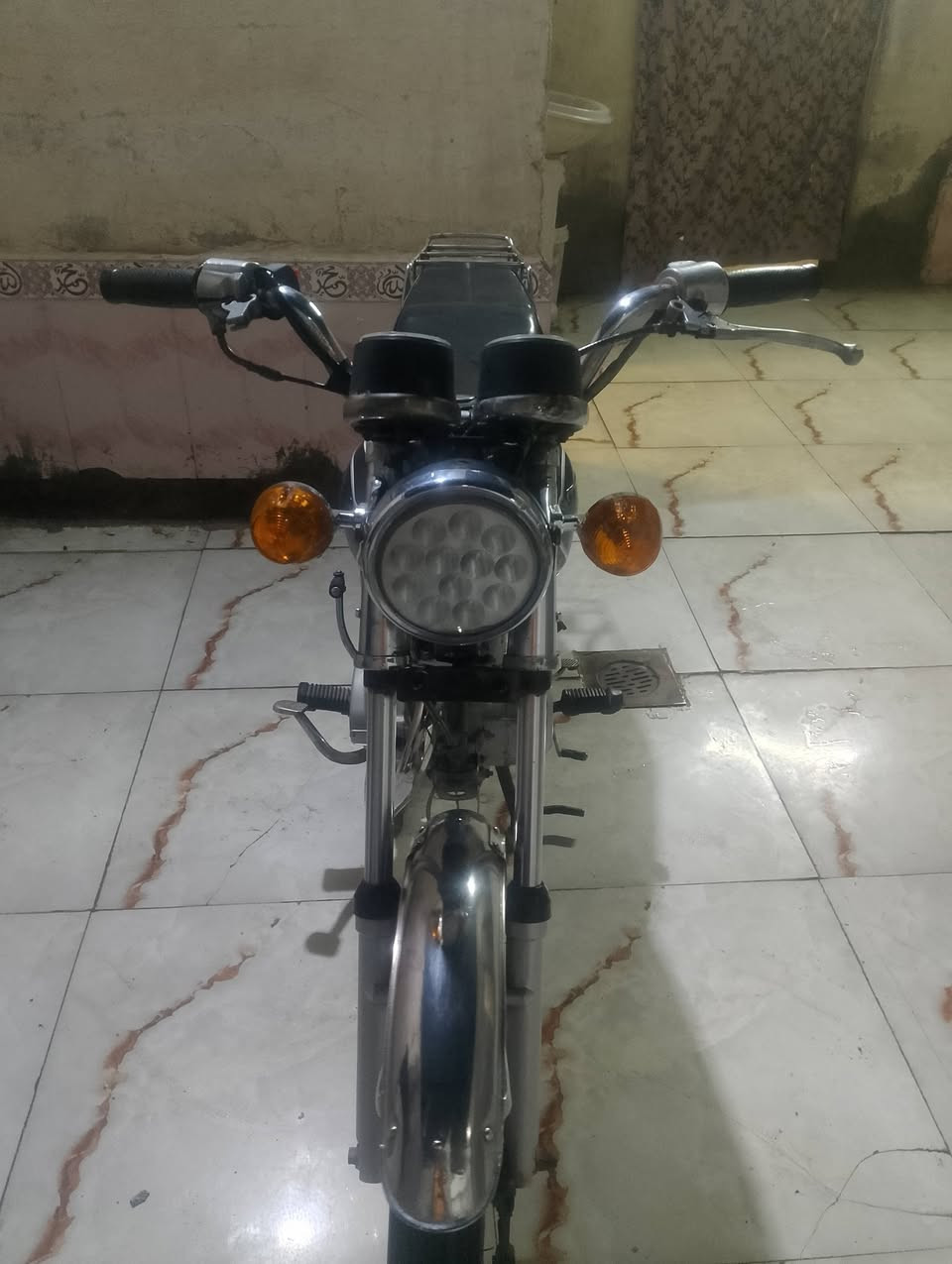 دراجه نامه مديل 20 اوراق 650 وبيها مجال مكان ناصريه
***********
