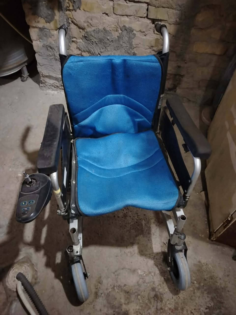 للبيع نضيف سعره 200


**إذا كنت صاحب هذا الإعلان وتريد حذفه لأي سبب، رجاءا أرسل رسالة إلى الدعم الفني**