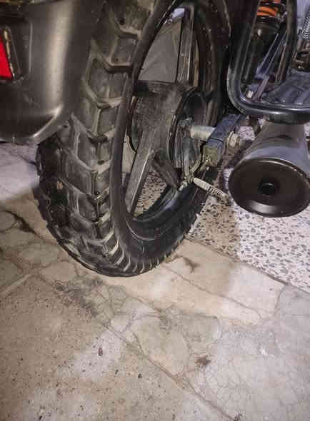 سلام عليكم للبيع بوكسر موديل 22دراجه مرقمه سنويه تحويل ثاني يوم كامله امكمله دراجه مجفته تجفيت مال شركه نكره سلف تاخذه ربع متصرف عليه صوت المكينه مسمعه عبالك طافيه مامشتغله دلفري قليل الاستفسارالاتصال بي واتساب ***********
