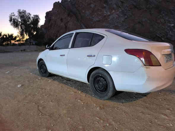 صني هندي لاكشميباي  2014 اوتۆماتیک.دبڵ گێج.یدە استیل.خمس قطع خلفية صبغ .ابشرط وكالة او تحويل..عنوان كفري. كلار.دوز..سعر77.سنویە لحد 2028 معاملة.ر.م.***********.شرای خابر.اسف مامتواجد عل نت..
