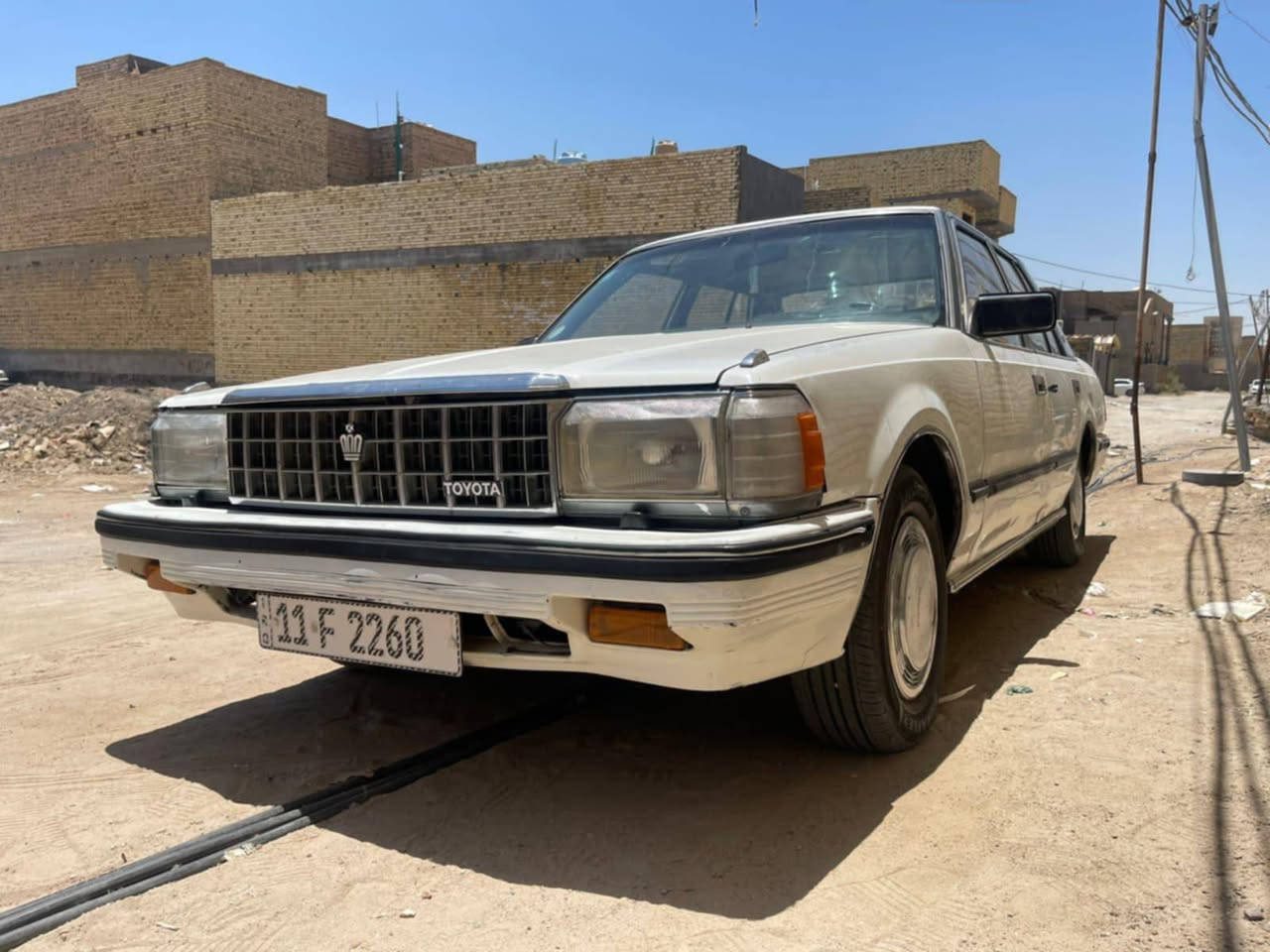 السلام عليكم ورحمه الله وبركاته اخوان سوبر للبيع موديل 1985 سياره كلها عالشركه كير عادي مكينه بلادي جدد سياره بيها فقط صبغ جاملغ أمامي رقم بغداد مميز سياره جديده وجاهزه سعرها 47 المكان الناصريه الانتصال 
‏‪***********‬‏
