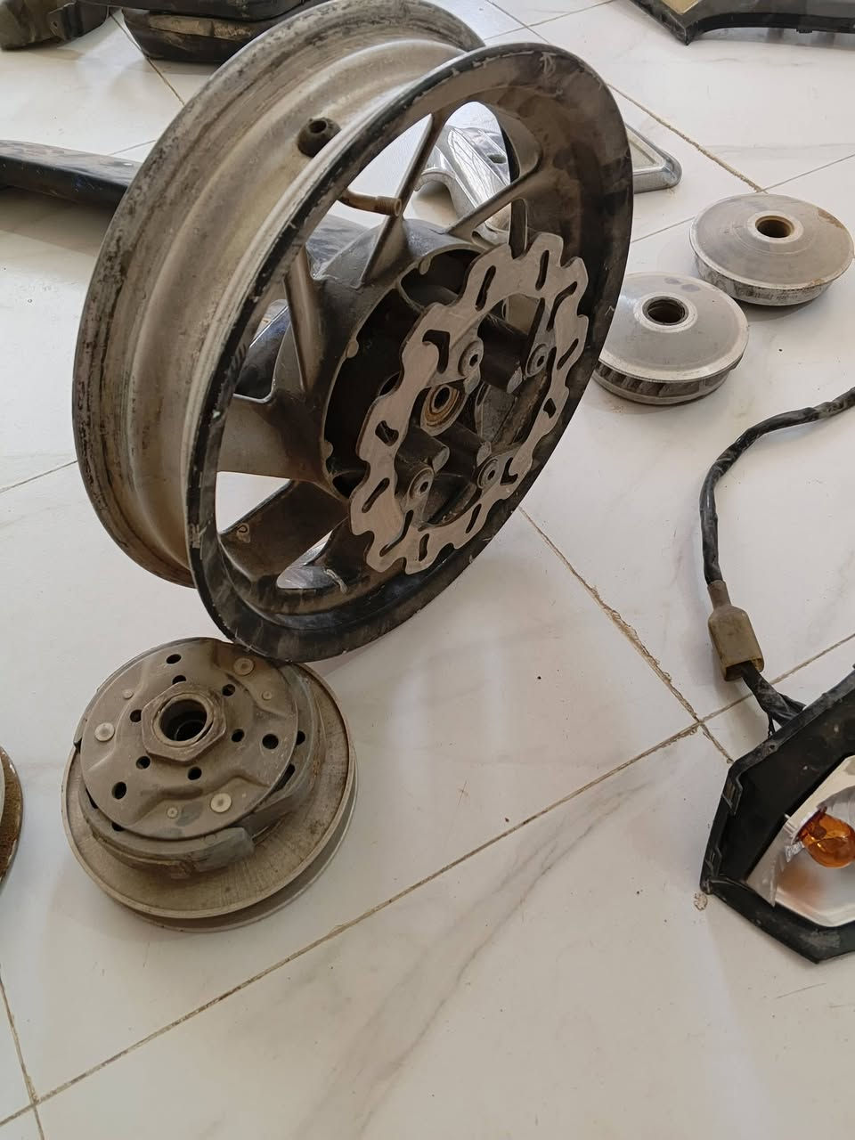 غراض فيوجن تفصيخ محتاج شيء تفضل خاص


**إذا كنت صاحب هذا الإعلان وتريد حذفه لأي سبب، رجاءا أرسل رسالة إلى الدعم الفني**