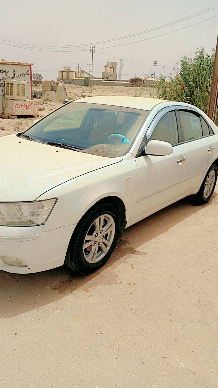 سوناته خليجي
محرك 2400 موديل 2009 رقم بغداد 
تخم تاير جديد تبريد ثلج خير من الله 
اذا اكو مراوس اوبتيما تكسي ميخالف 
السعر 110 وبيه مجال للشراي اتصل ودلل
***********هاتف
