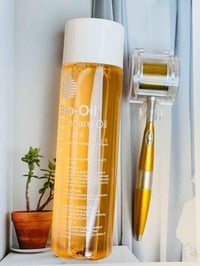 علاج التشققات • تجديد البشرة • القائم