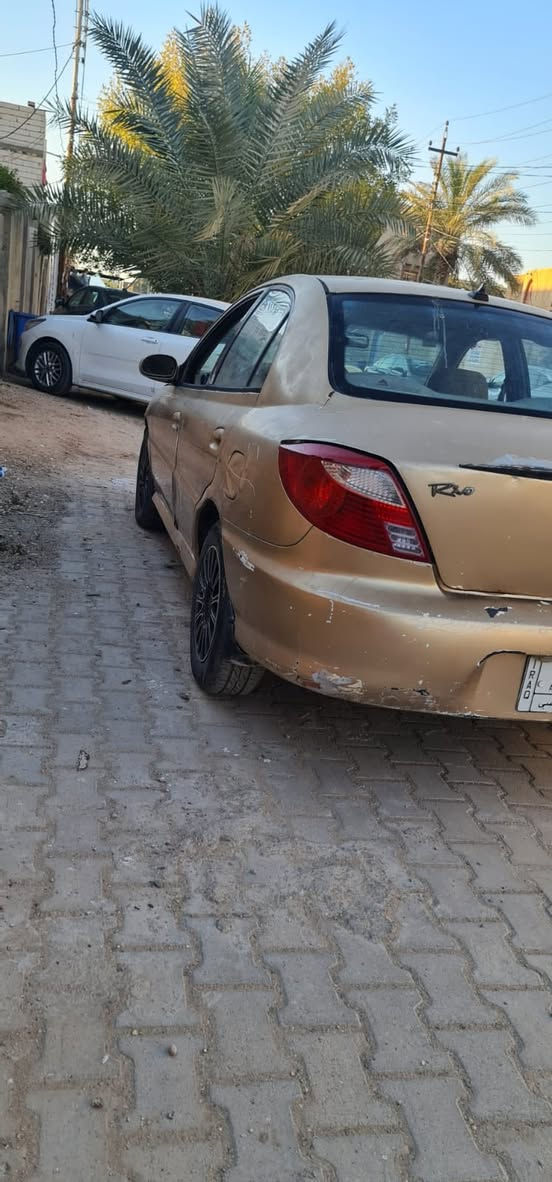 السلام عليكم كيا ريو موديل ٢٠٠٠ ب اسمي كير عادي عارضه ٣٠ وبيه حك الجيه مكاني كربلاء ***********
