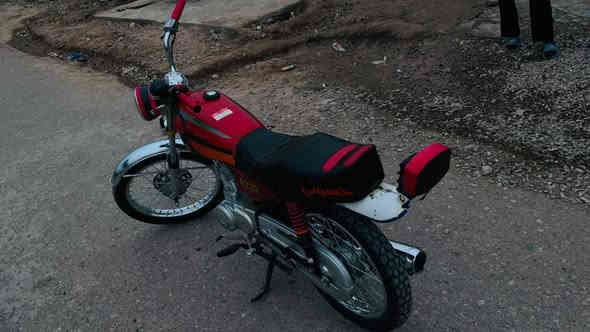 السلام عليكم للبيع او مرواس بتايكر  موديل 24  دراجة رابيدو موديل 25 شاصي نامة أوراق اصولي الدراجة خير من الله نشطة ما بيه اي نقص شلعة ومعدل وقوة السعر 575 وبيه مجال بسيط المكان الخالص دلي عباس للاستفسار *********** ولتوفيق لجميع
