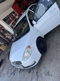 اكسنت ٢٠١٠ • محرك نضيف • موصل