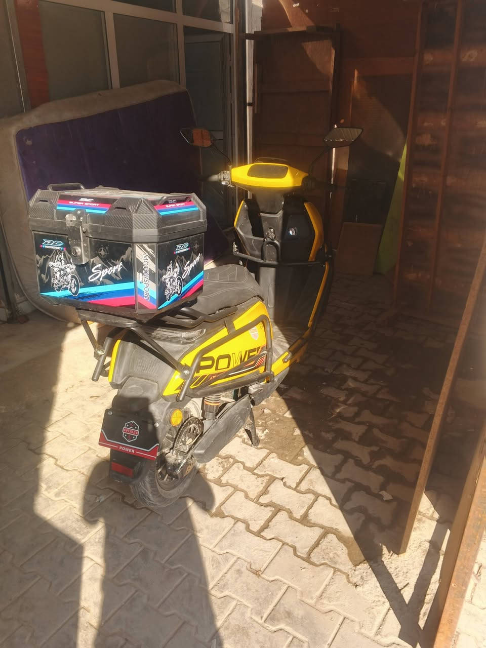 دراجه شحن 2025 دراجه زيرو بعده مطالعين بيه زيرووو السعر 800 او بيه مجال هيه ول دروعه ول جنطه الي وره مكاني بغداد زعفرانيه هاذه رقمي ***********
