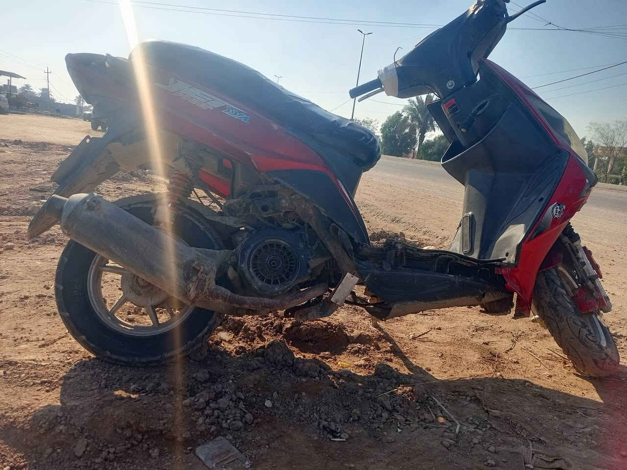 السلام عليكم دراجه للبيع دراجه صيني جي واي سكس دراجه نضيفه حيل محرك ما مفتوح برغي خرسه الدراجه تخبل مستعجل عل بيعتها السعر 250 وبيها مجال حك الجيه مكان مسيب حي العسكري توصل عل رقم 📱 ***********
