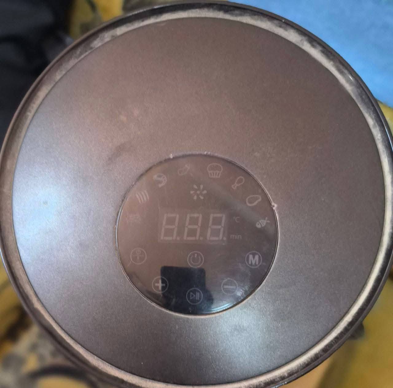 قلاية هوائيه باله أوربي ألماني مستخدم 
سعه ٤ لتر
خدمة توصيل محافظات مجاني 
السعر ٦٠ الف
واتساب ***********
