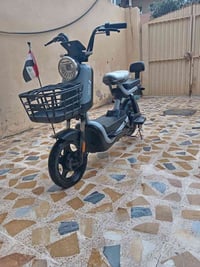 دراجة كهربائية • موصل • بي مجال