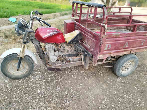 سلام عليكم ستوته للبيع 2016 اوراق كامله محرك مامفتوح بي تبخير شاصي مكفول السعر 500 وبيه مجال قليل المكان واسط عزيزيه للستفسار ***********
