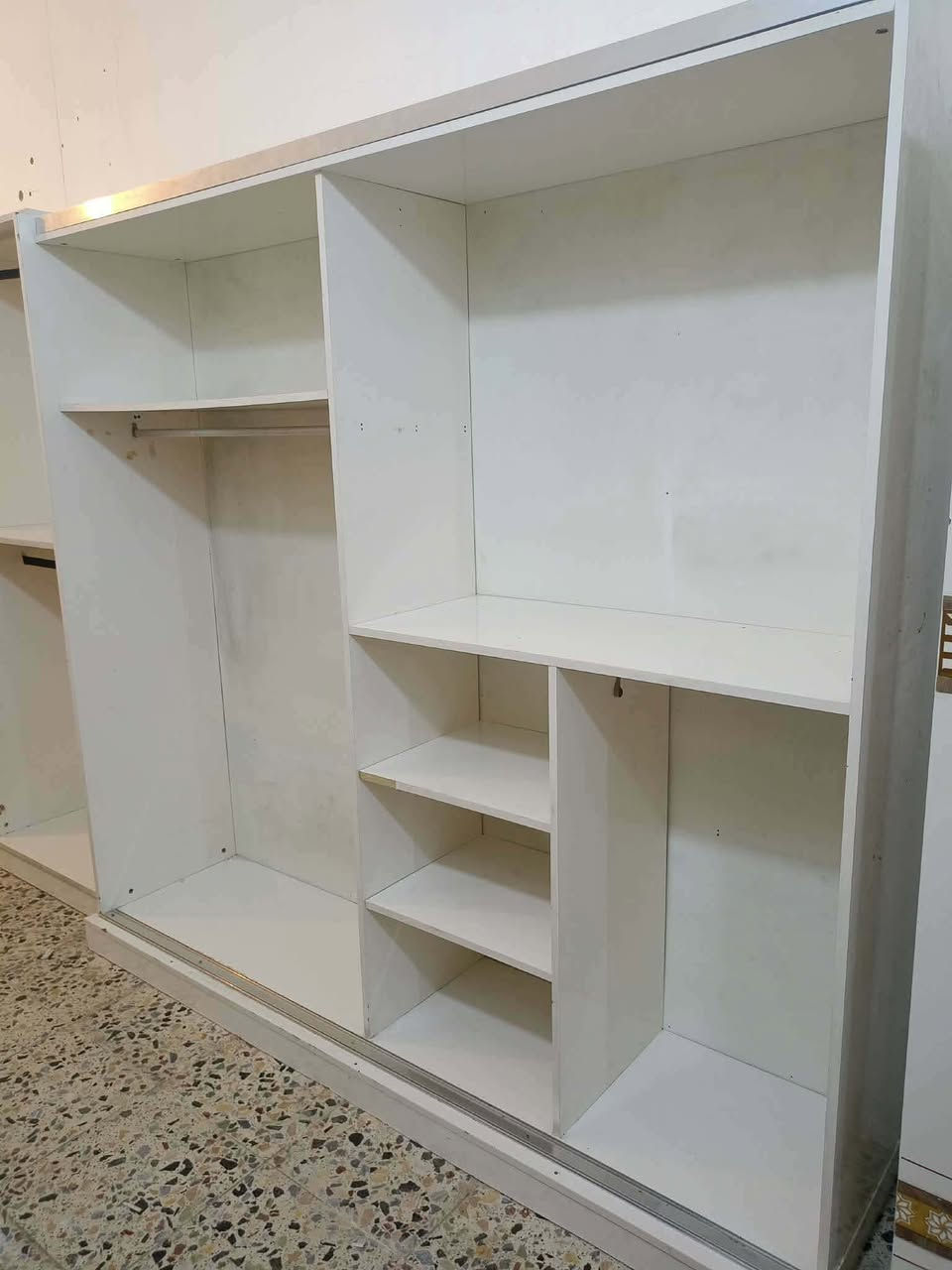 غرفة تركي 🇹🇷 مستخدام 5 قطع  ✨✨
نضافه 90 💯
سلايت  💖
السعر 400💖💸
مع شد🪛 ونقل 🚚  مجاني  داخل بغداد  محافظات بكروه


**إذا كنت صاحب هذا الإعلان وتريد حذفه لأي سبب، رجاءا أرسل رسالة إلى الدعم الفني**