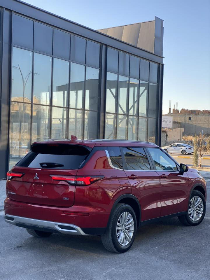 ارخص سعر بسوك رجاء اذا مو شراي لاتخابر‏
Mitsubishi Outlander 2024
متسوبيشي اوتلاندر ٢٠٢٤ للبیع
بانوراما و فور ويل ٦ وظام قياده
ماشي ٢٢ الف میل
تترقم شمالي فول مواصفات
مکان سلیماني 
***********
***********

