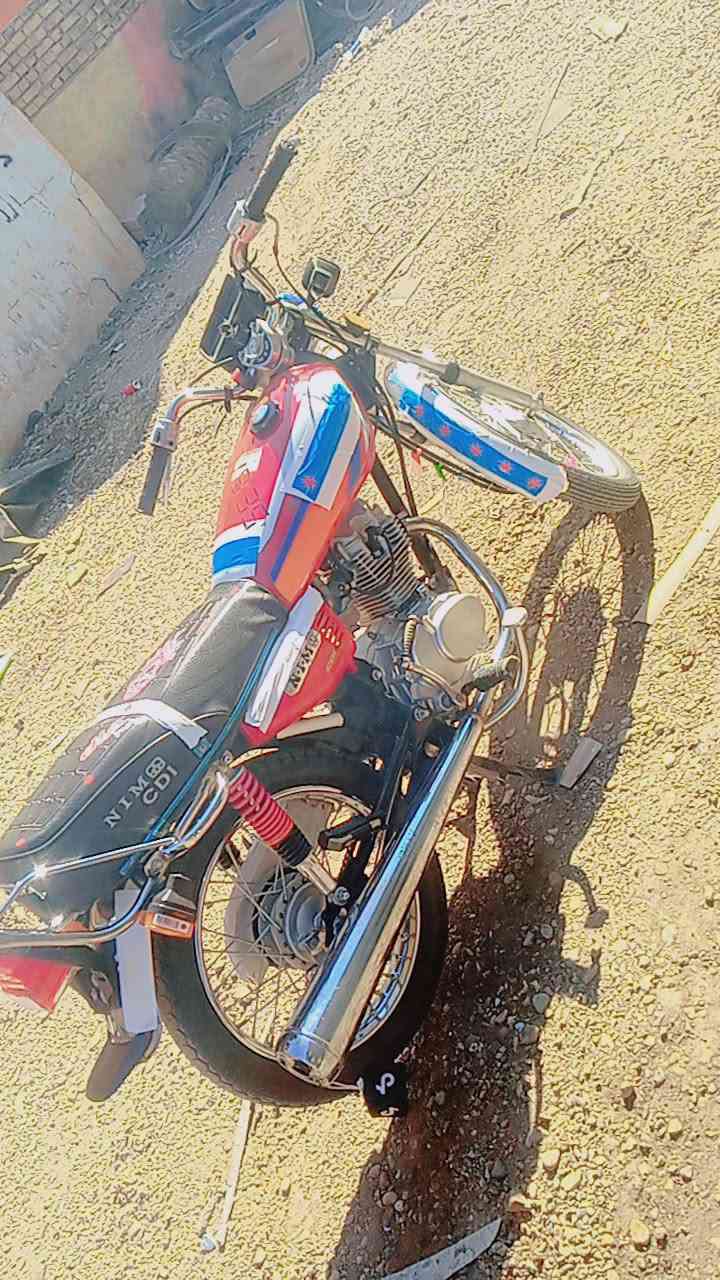 سلام عليكم دراجه نامى موديل 2025دراجه حلوه ونضيفه كهربيات كله شقاله اوراق كامله  دراجه شلعه ومعدل فول السعر 600وبيه مجال مكاني ديالى بلدروز رقم ***********

