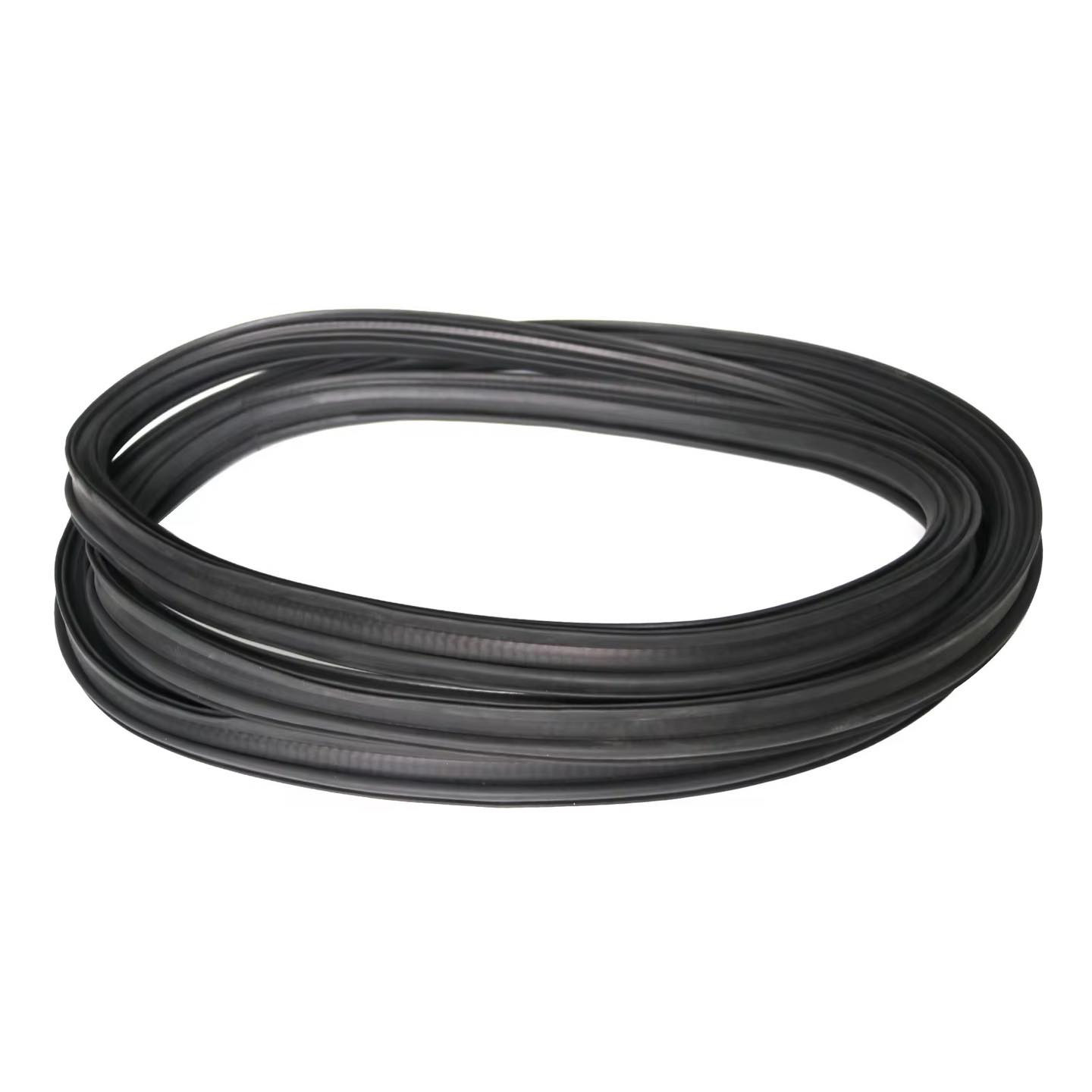 سلام عليكم ورحمة الله وبركاته

ربلة صندوق السيارة أو جلد شنطة

كامري ٢٠٠٣-٢٠٠٦

سعرها ٢٥ الف

يوجد توصيل لجميع محافظات 

للاستفسار راسل الصفحه

*********** اسياسيل 

***********واتساب

وظيفتها الأساسية:

• منع تسرب المياه: تمنع دخول مياه الأمطار أو مياه غسيل السيارة إلى داخل الصندوق (الدبّة).

• عزل الأتربة والغبار: تحافظ على نظافة الأمتعة من الغبار الخارجي.

• تقليل الضوضاء: تساهم في عزل صوت الرياح والضجيج الخارجي أثناء القيادة.

• امتصاص الصدمات: توفر طبقة مرنة عند إغلاق غطاء الصندوق لمنع ارتطام المعدن بالمعدن.
