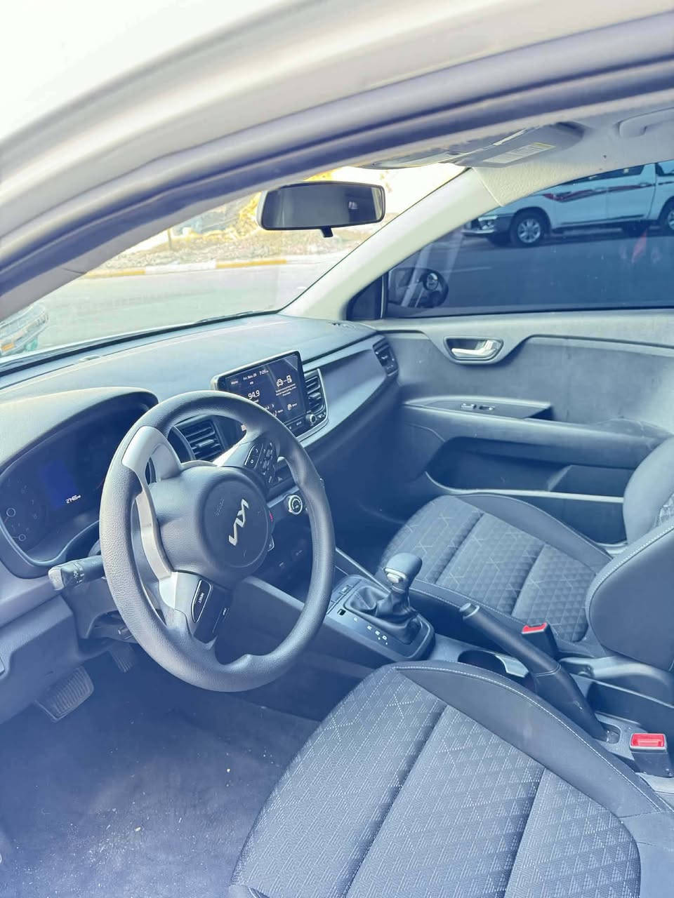 للبيع فقط — كيا ريو 2023 فئة LX

• مكينة 1600 دبل دوش
• شاشة كبيرة تدعم Apple CarPlay
• تحكمات ستيرن
• حادث : صبغ بابين ونص جاملغ – بدون دواخل
• رقم الشاصي موجود مع الصور
 بجم كبس صندوق كبس 
• الممشى: 27,000 كم
السياره تترقم اربيل 
• السعر:  125 بيها مجال بصيط 
مكان السياره موصل 
الاستفسار أكثر الاتصال على الأرقام

***********

***********
