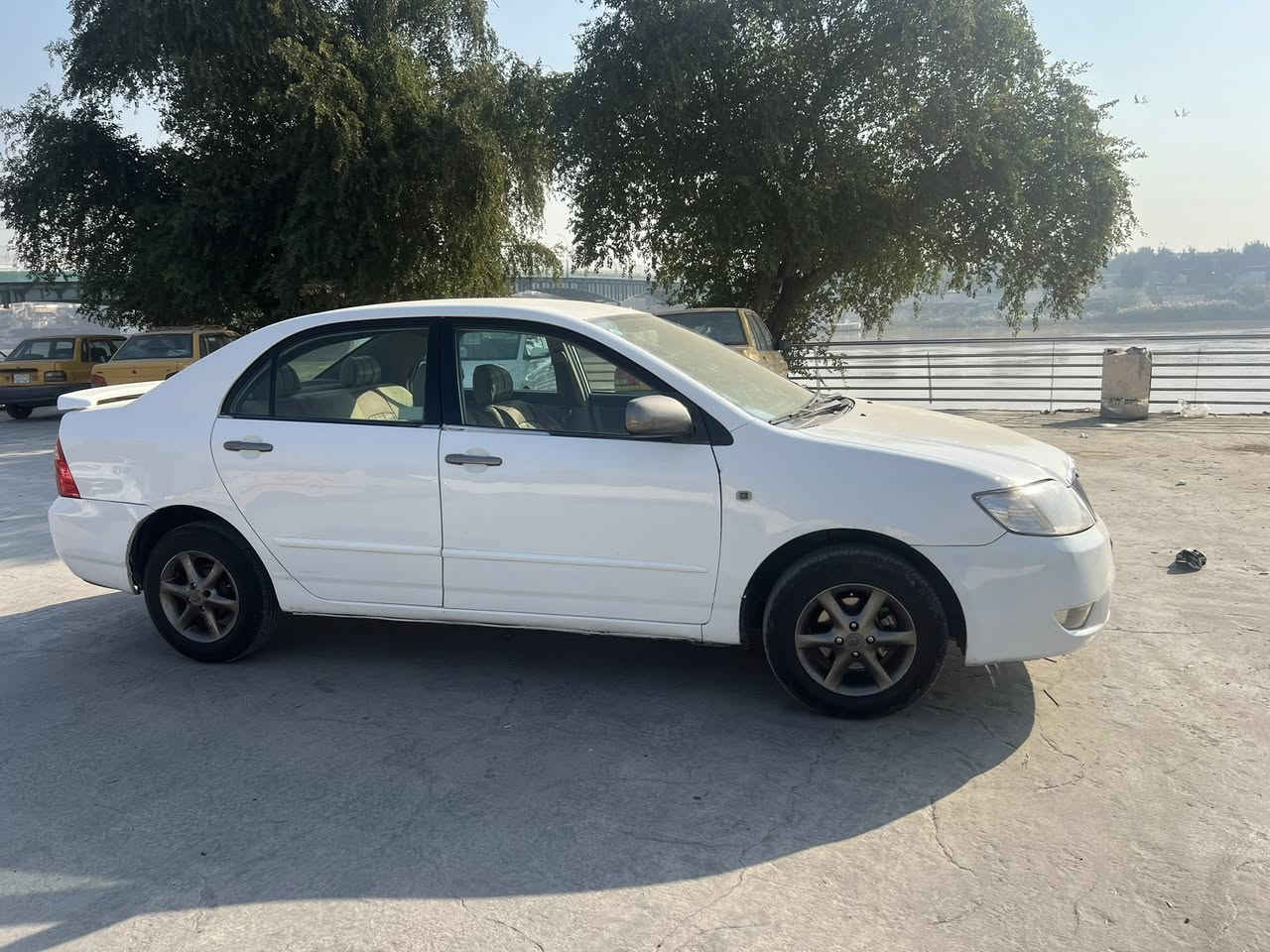 السلام عليكم
كورله بكاشو 2006 السياره نضيفه بعنه الكلمه حجم المحرك 1600 السياره بيه صبغ صفحه السايق وباب وحاملغ صفحت اليمنه اني ابيعلك حزام بدون شواسي ولا لغود كير ومكينه بل جيس عنوان السياره بغداد الكاضميه 

***********
