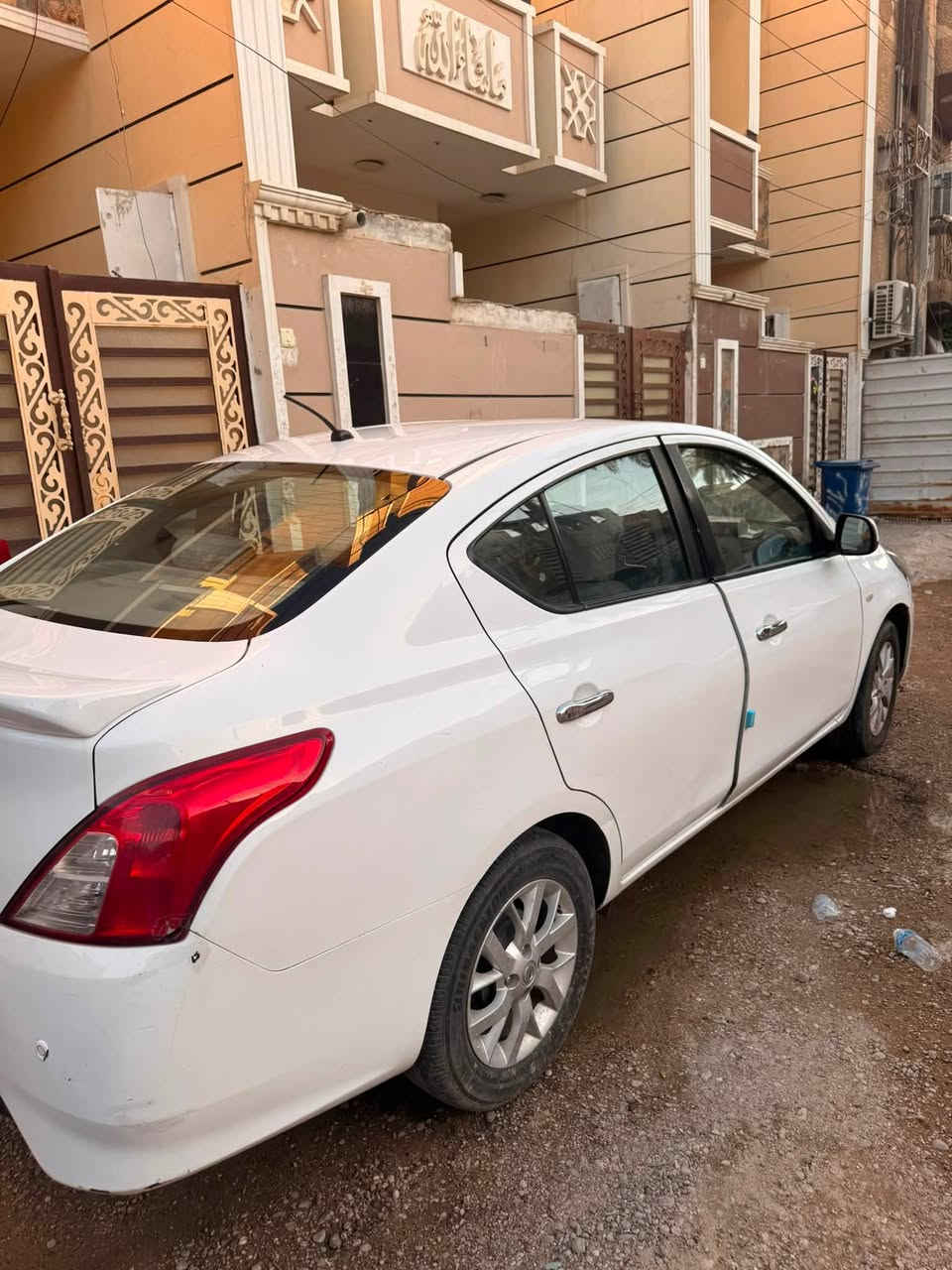 سني هندي 2020 محرك 1600
سيارة نظيفة وبيها ملاحضات بسيطة مرفقة بالسونار 
تبريد وفان للكشن الخلفي 
تحكم 4 جام
صدر نص عمر 
باتري جديد 
رقم بغداد تحويل ثاني يوم
السعر 95 وبيها مجال بسيط حك الجية 
مكانها بغداد الدولعي 
رقم ***********
