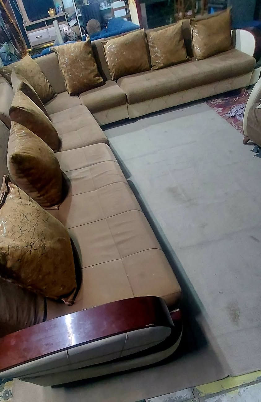 ديوان تركي ١٠مقاعد سريري مخزني ديوانيه شارع الخصيمه السايدين قرب زها مول الجهه الثانيه جهه قصابيه السجاد داخل الفرع بضبط يوجد خدمه توصيل ***********
