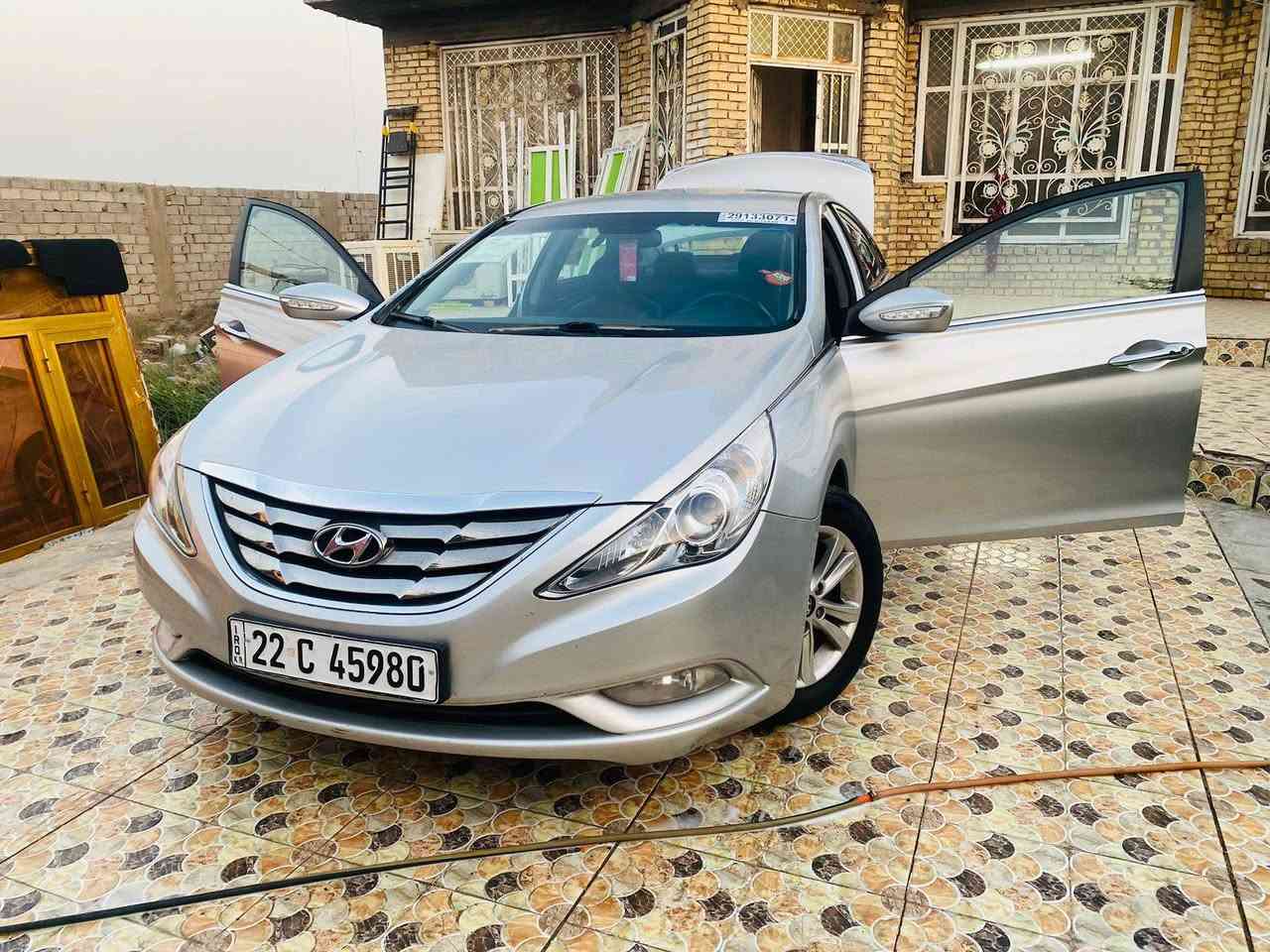 سلام عليكم
سوناتا ادوات كص جنطه 
متومه عل شاصي اصلي دك بكل حاسبات العراق 
سياره مفوله عدى الفتحه 
فول مواصفات بصمه 
خط واحد بانزين المرغوب 
وارد كوري لي هوه نفسه الخليجي
محرك دوش 
غرفه جلد سوده 
كير ومحرك وتبريد كفاله 
سياره حلوه مال جناي 
مكان سياره بابل 
سعرها ٥٠ وبيها مجال 
 اتصل على
***********
