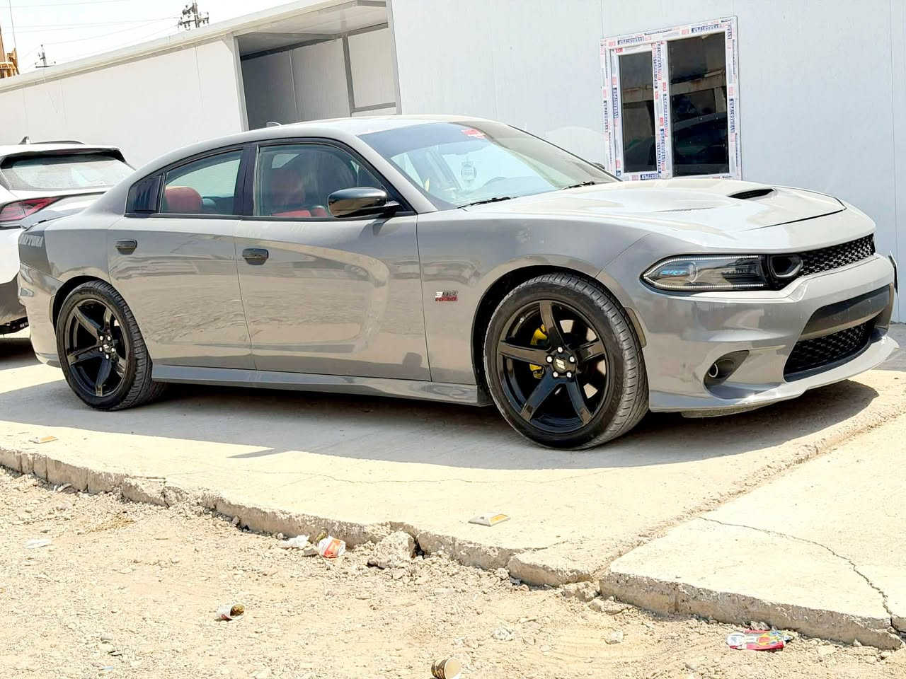 السعر كلش مناسب مستعجل عل بيع وبسعر البلااش دودج جارجر R/T موديل 2018  محرك HEMI 5.7 V8 الممشى 107 ألف كيلومتر (وليس ميل تشغيل عن بُعد (Remote Start) شاشة عربية  سنوية بغداد باسمي حدادي 100% كهربائي 100% بطارية جديدة تخم تايرات جديد تخم ويلات (نجمة) جديد السيارة جاهزة ولا تحتاج أي مصروف وارد أمريكا حادث سابق بالجاملغ والبنيد يوجد إكلير بالجاملغ الخلفي بدون ضربة  رقم الشاصي (VIN) السعر كلش مناسب مكاني بغداد

2C3CDXCT6JH206957

***********
