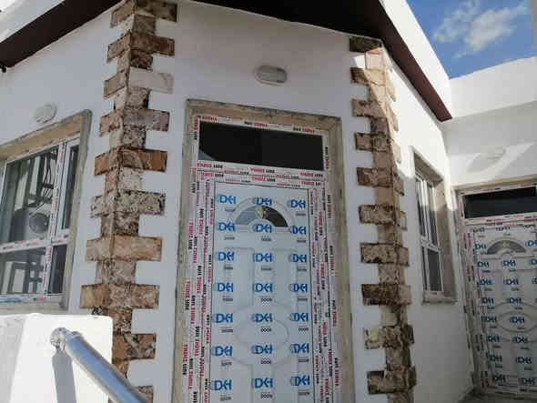 للأيجار... 
مشتمل جديد بناء حديث مساحة ١٥٠م طابق ثاني يتكون من غرفتين نوم كبيرة ومجموعة صحية واستقبال وهول ومطبخ ومناور داخلية وبالكون ودرج خارجي معزول مجهز بسخان ماء وتانكي كبير... يقع في القادسية حي الجامعة على شارع الغابة الرئيسي قرب مستشفى صلاح الدين ومول الاسرة وقاعة أفين... سعر الايجار فقط ٢٥٠ الف دينار قفل
للمعلومات الاتصال على الواتس اب الرقم ***********
