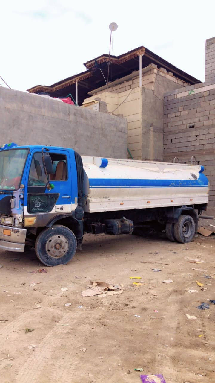 سلام عليكم 
تنكر للبيع هينو انكر رقم بصره سنويه ل٢٧
مكينه 80هوا لا صرف ولا بخار تانكي9طن 
مكان سياره بصره ابو الخصيب 
***********
