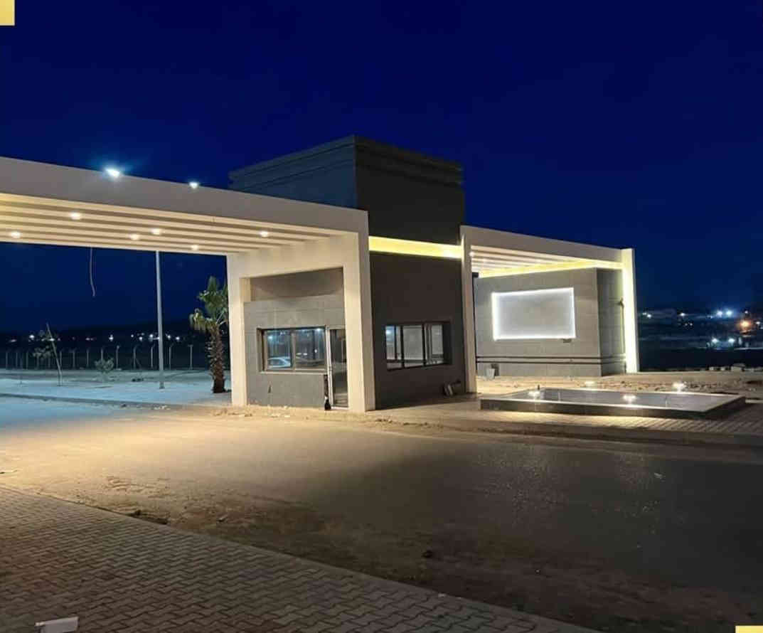 فرصة استثمارية لا تعوض في (مجمع ملينيوم)
 هل تبحث عن قطعة ارض بموقع مميز وحجم مثالي لبناء منزل احلامك أو للاستثمار.

📌موقع - قرب كلية القلم ومرور كركوك
🏠قطعة - طابو صرف
📝قطعة جاهزة للتحويل الفوري
📐المساحة الكلية - 240م
📏الواجهة - 12 م
✅الخدمات - كهرباء+ماء+بوابة امنية
💰سعر - 28 مليون
📞للاستفسار وحجز يرجى التواصل المباشرة عبر رقم الهاتف 
***********
لدينا قطع متجاورة أيضاً 
استثمر اليوم... وأبد مشروعك غداً
