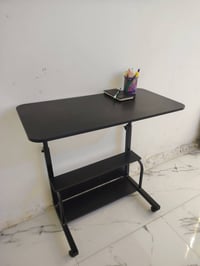 ميز دراسة • جديد • رخيص
