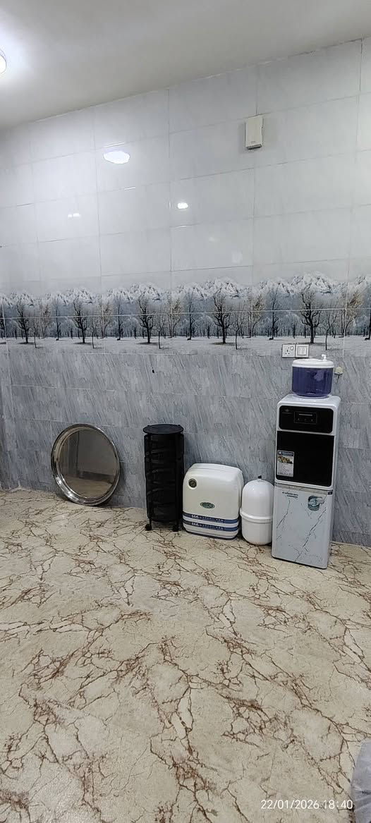 كاونتر و براد الماء ومنظومة الماء للبيع و الخلاط والغلايه وبلاندر والمحظره وسله الخظروات والطاحونه كلهم هديه وين اكو هيج دلال للاستفسار الاتصال على الرقم ***********
