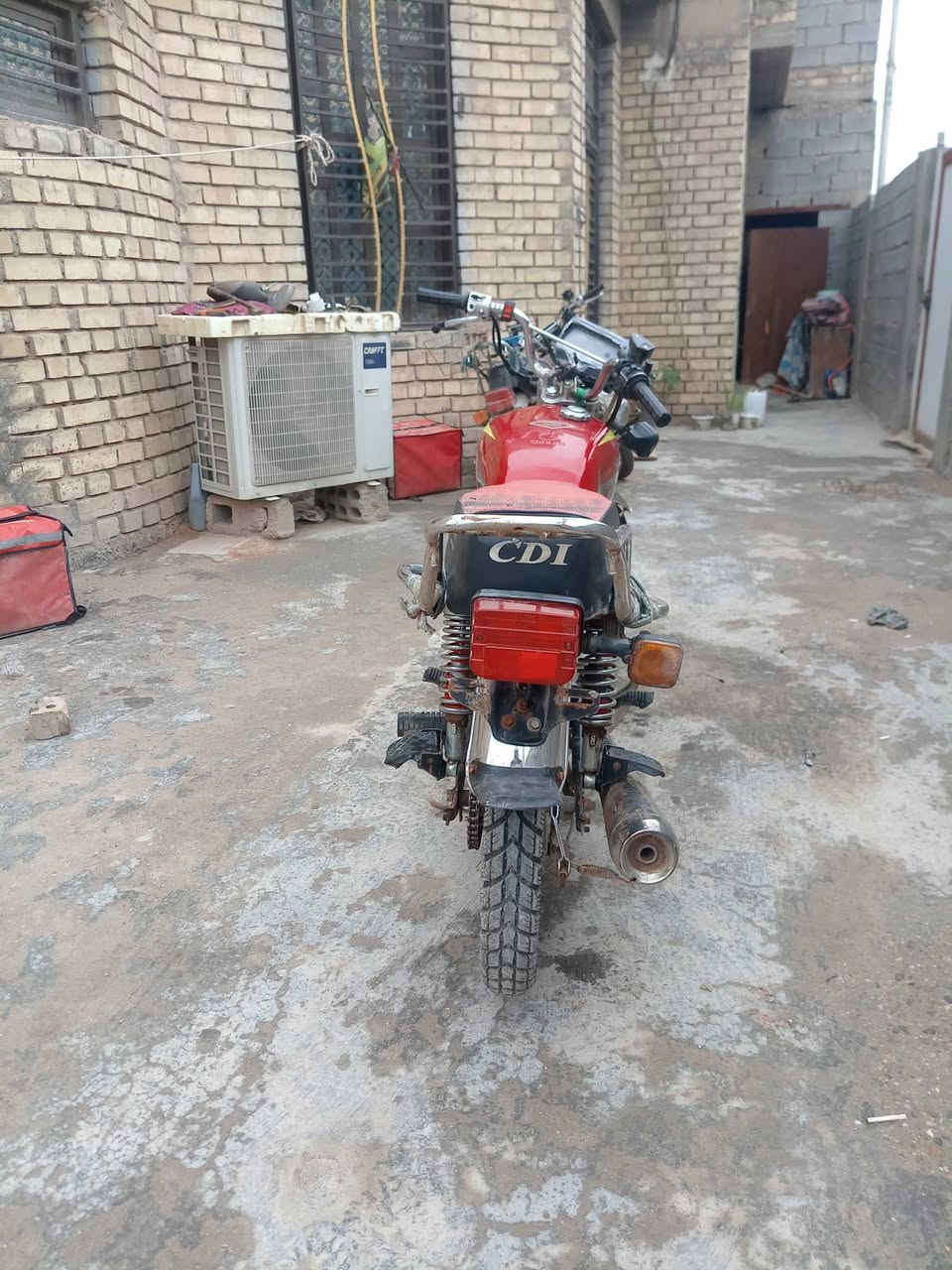 سلام عليكم دراجه للبيع سافان اوراق 2023 دراجه يرايدله ترتيب ٢٥ الف ترجعه جديده سعر 425 بيه مجال مكاني حصوه حي زهراء ***********
