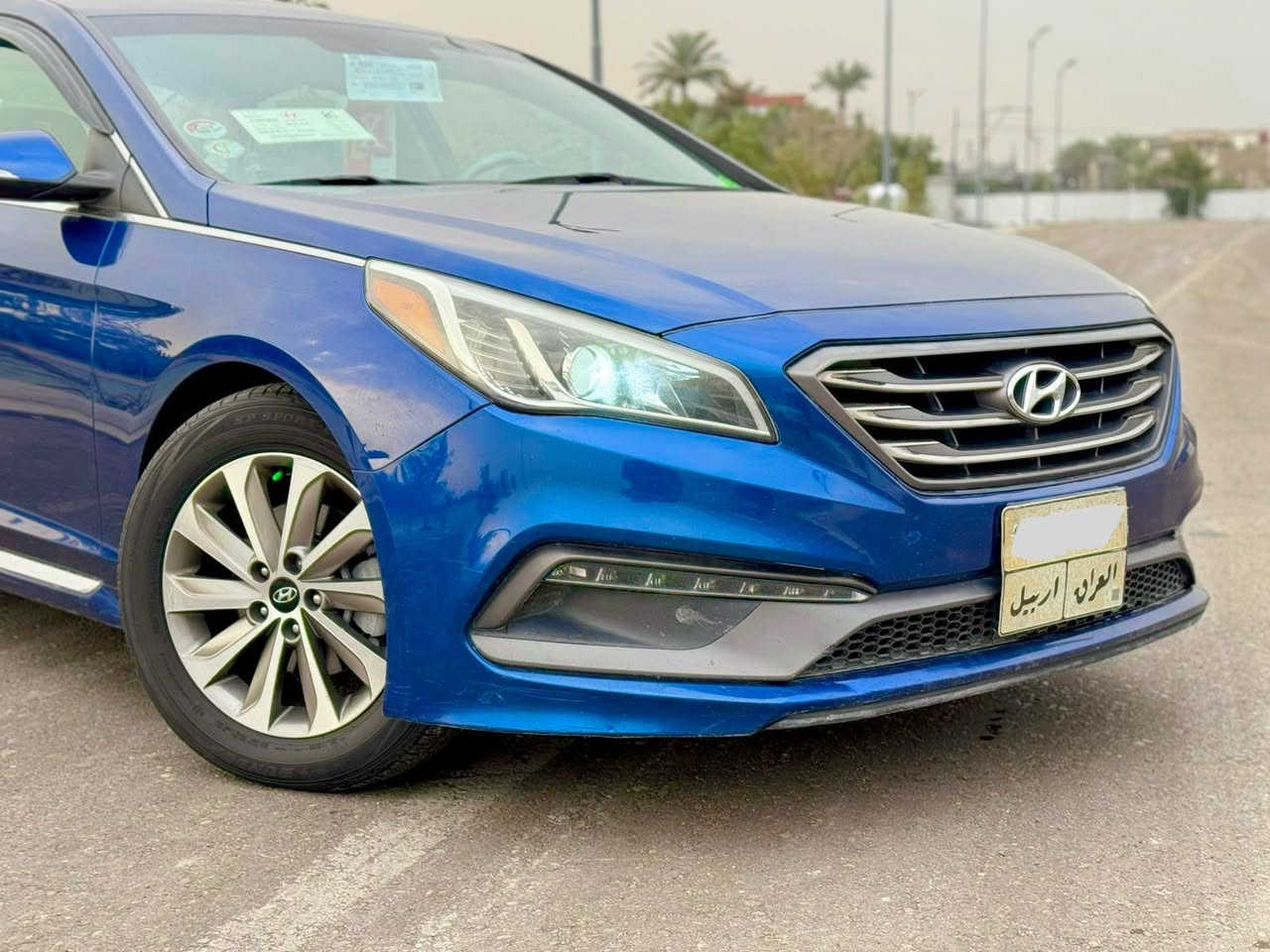 سوناتا موديل 2017 وارد امريكي حادثه باب سايق  ومدل نفس لون فقط ولباقي مكفول لا ضربه ولا صبغ ولا تبديل  محرك 2400
مواصفات سياره فول 1/1
بصمه وكشنات جلد تدفه وتبريد فتحه سقف مضمومه غاز مضمومه سنون وبكلايلد فول تحكم ستيرن فول حساس شاشه ومعروفه مواصفات فول صدر امامي كله جديد تخم تاير جديد كهربائيات كله جاهزه غرفه سياره جداً جديده سياره جديده وبعد احلا من صور وبل عافيه عل ياخذه 
رقم ربيل بسمي
مكاني بغداد لحبيبيه 
رقم الهاتف ‭0771 547 7730‬
ملاحضه ما ممتواجد على نت 
تحياتي لجميع
