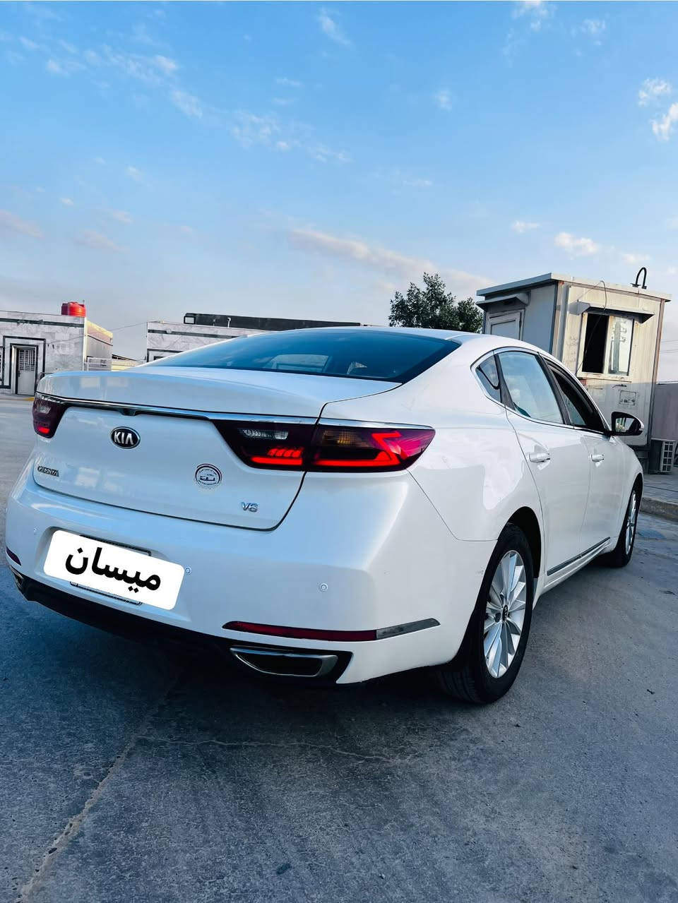 كاتنزا2018رقم ميسان 
وارد خليجي مكفوله من الصبغ عدا خشم البنيد 
سونارها مرفق مع الصور 
سياره جاهزه من النقص 
مكاني البصره قضاء المدينه
بيع او مراوس حسب القناعه السعر160وبيهة مجال ***********
