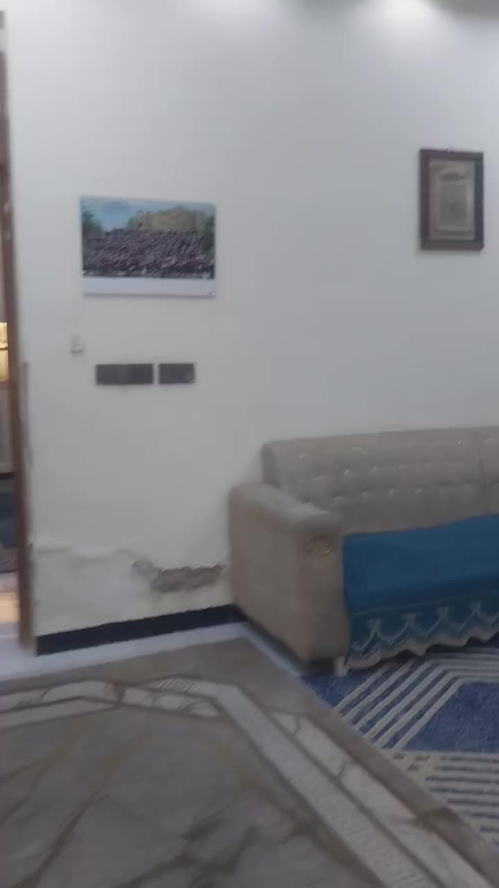 بيت للايجار موثث جديد يحتوي على ثلاثه غرف نوم مع حمام عدد ٢ مع صاله الدوره زراعي ابو طياره للاتصال 
***********
