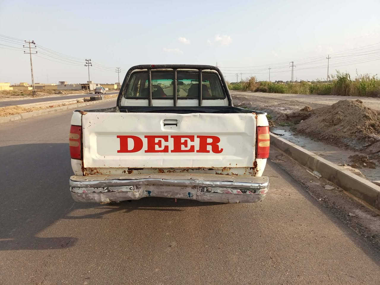 سلام عليكم سياره دير موديل ٢٠٠٦ للبيع سياره حلوه ونضيفه وجاهزه من دعاميه ال دعاميه مال جناي ماعوزها اي شي ما تخسرلك عليه ربع سياره خير من الله أوراق كامله بيع مستعجل شراي يتصل على هاذا رقم *********** مكان سياره ذي قار قضاء الدواية
