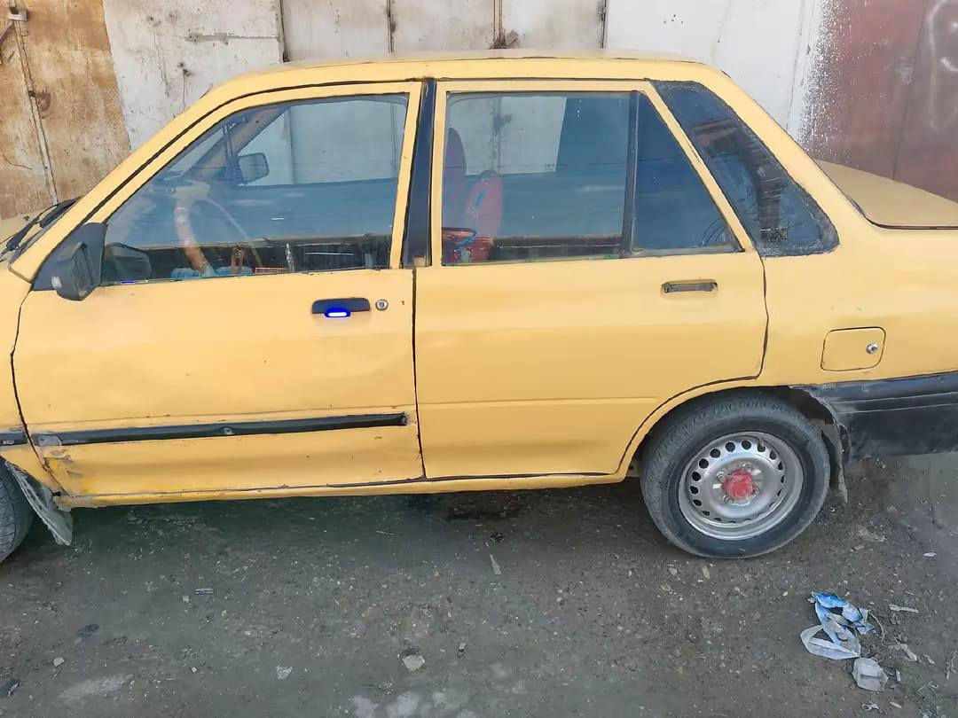 السلام عليكم سايبه موديل 13 مصفره من كلشي سعر 20 وبيهه مجال مداور ثاني يوم تفاصيل تصال ع رقم ***********
