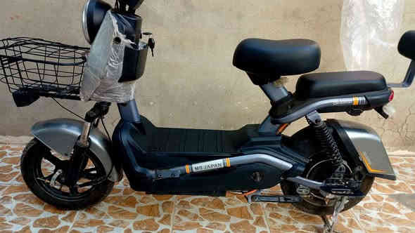 باسكيل شحن نظيف.
بطارية 60% 
السعر ١٥٠الف
المكان كركوك شورجة
الرقم *********** كركوك
