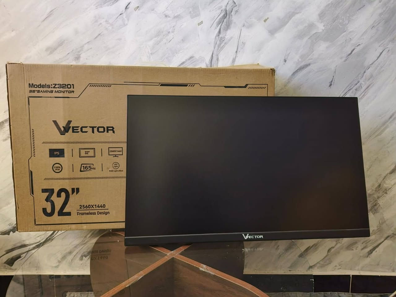 سلام عليكم شباب
عندي pc للبيع مستعمل قليل اقل من ٧ اشهر
مواصفات الكيس مع كامل ملحقاته والقطع جديده كلشي وياه باكيته
17 8700k
Msi z390 pro WiFi
Ram t-force 16x2 3400hz
Gpu rx 580 super white
Hard
1t hdd
256G ssd
Psu 700w deepcool
Case high tower h54 pro 6fan
معاها شاشة(مواصفاتها بالصورة) و ماوس و كيبورد RGB و سماعة  و يدة و كرسي و ميز 
السعر 850 الف  وبي مجال
للتواصل واتساب ‎0751 809 8565
عنواني الموصل
