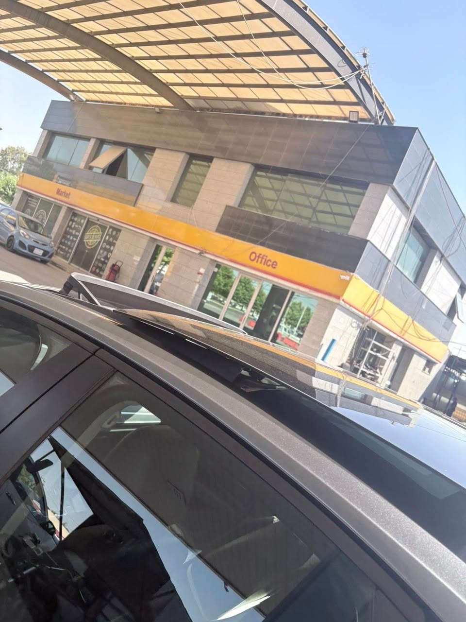 جيتة ٢٠١٩ seفول مواسةفات
چاملغي دواوةي سايةق نيوة دةركةك كليرة
سئ چار دينك تةزرةي هةية
پيش كةپس بي ايرباگ سةيارةكة بة كلين داخيل بوة دةحمي اوروپاي نية تةبريت و گيرو مةكينة بةشةرت تةقةو رةقةي نية 
چار تايةي لوكي تازة لو بةستراية
*********** أربيل, العراق
