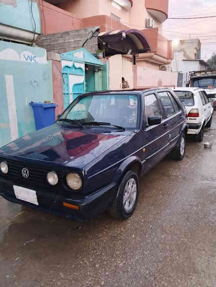 موديل 91 شرط حاداديا كاملا وصبغ عام جديد لا صرف ولا نفخ بيها جقجق بل ابطالا استيرن بور طاكك
السيارة باسمي مع كربون بانزين رقم نينوى  
35 بيها مجال 
***********
