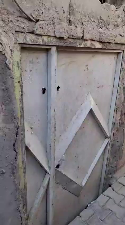 مكلف بنشر
هذا رقم صاحب البيت بي وتساب وعلى خط 
***********
سعره ٢٥ او مرواس بيت ١٠٠م 
عندي بيت ببالرضويه السابعه ٨٠ م يم جامع الزهراء بي غرفه وصاله ومطبخ وحمام اكدر احصل مرواسه بيت ١٠٠ م
